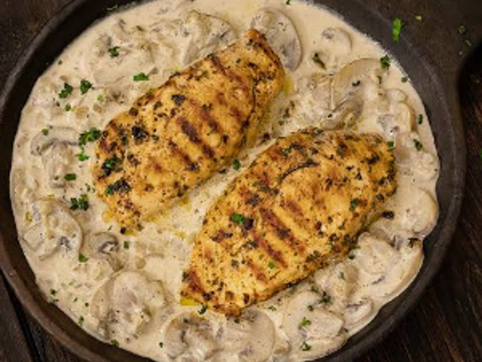 Grilled Chicken (Mushroom Sauce)